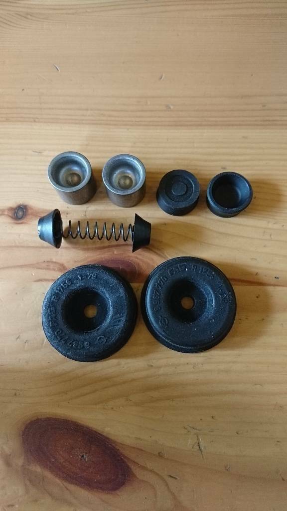 Kadett E Reparatursatz Bremszylinder hinten neu original GM