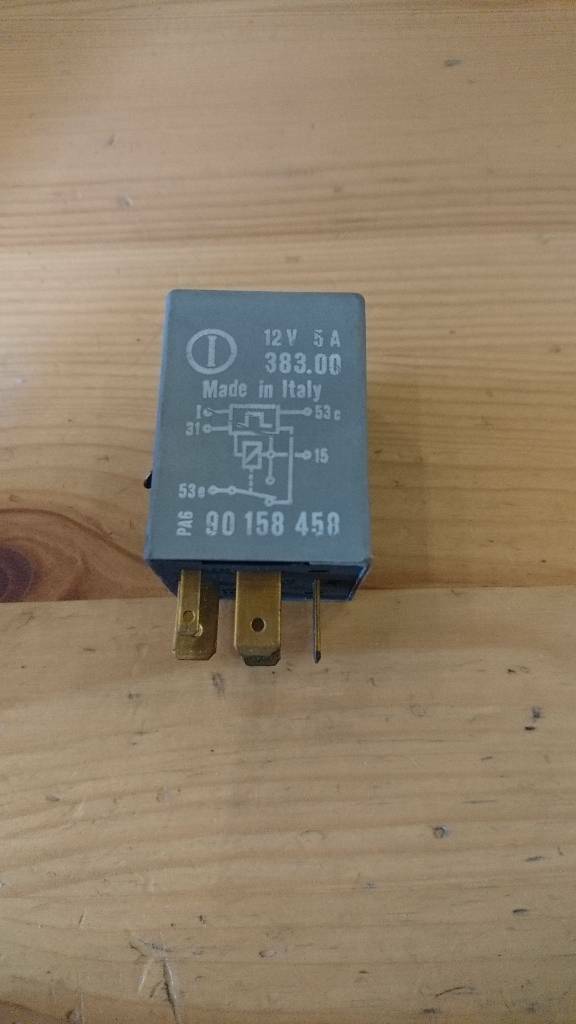 Corsa A Kadett E Ascona C Relais Scheibenwischer original GM Opel NEU