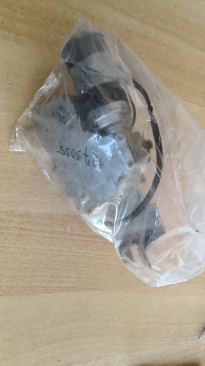 Opel Kadett D Wischermotor Heckscheibe Neu Original GM