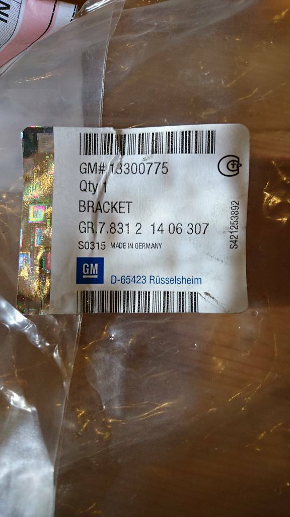 Opel Zafira C Stoßstange Halter vorne links neu original GM