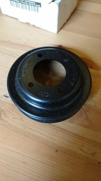 Opel Omega B Riemenscheibe Wasserpumpe neu original GM