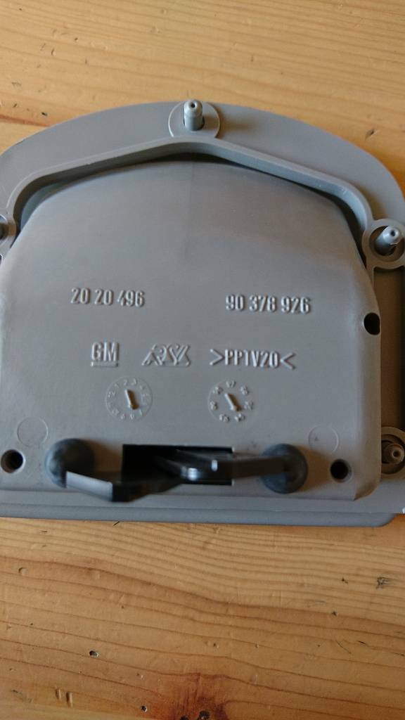 Opel Omega B Laderaum Abdeckung Griff neu original GM