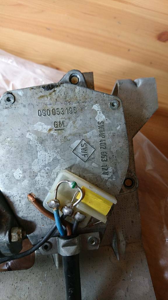 Kadett D Wischermotor neu original GM