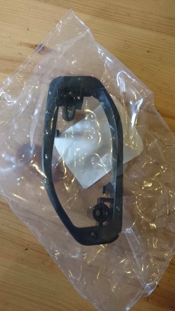 Astra J Scheinwerferreinigungsanlage Düse Halter links neu GM