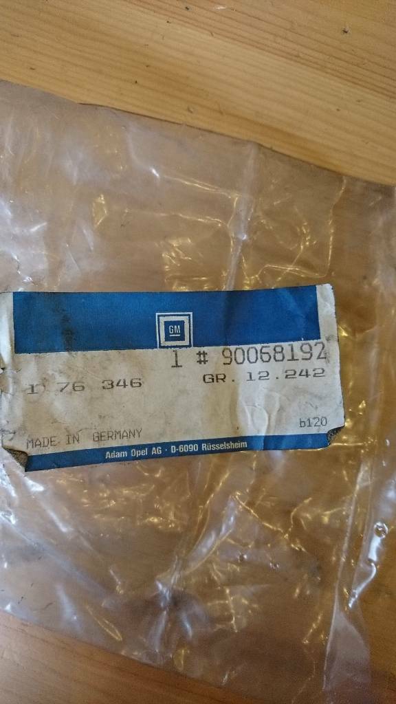 Kadett D Heckklappen Kofferraum Schloss neu original GM