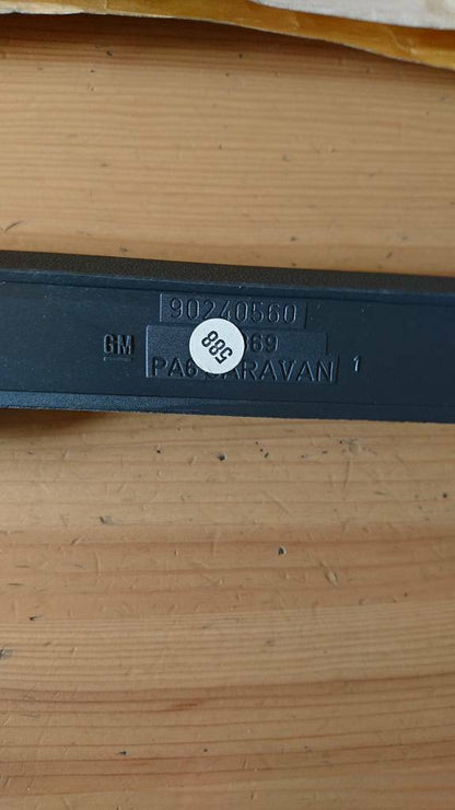 Kadett E Caravan Kofferraumdeckel Griff neu original GM
