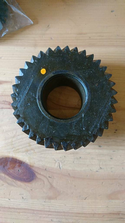 Opel Getriebe F10 F13 Getriebezahnrad dritter Gang neu original GM