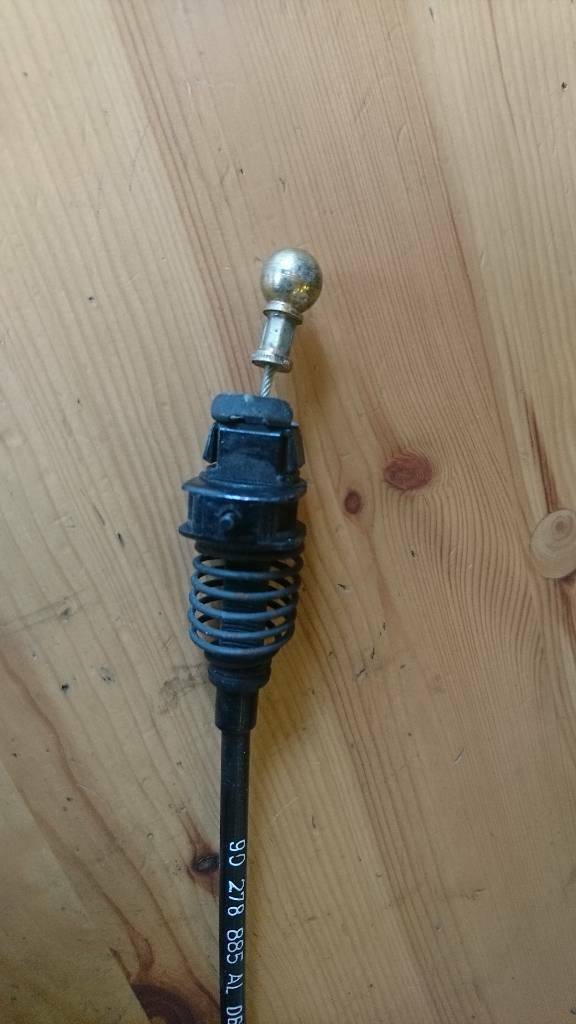 Kadett E Seilzug Bowdenzug neu original GM