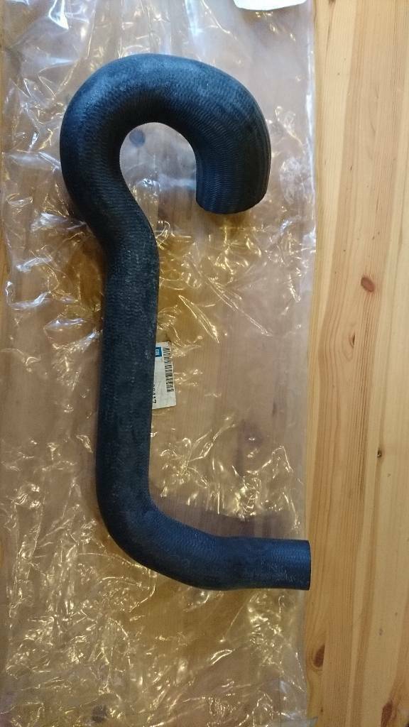 Kadett E Einlass Kühlerschlauch neu original GM
