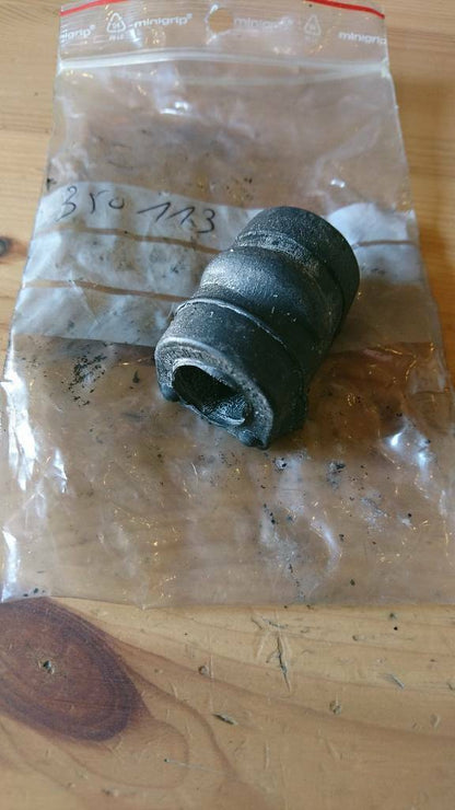 Kadett E Stabilager vorne 20mm neu original GM