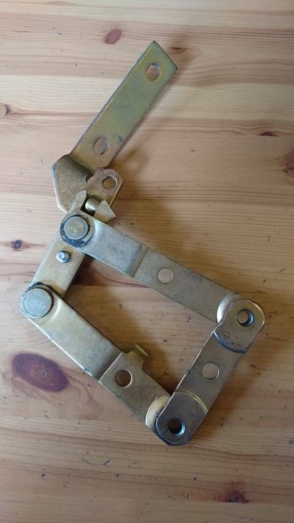 Omega a Haubenschanier rechts neu original gm 1912307