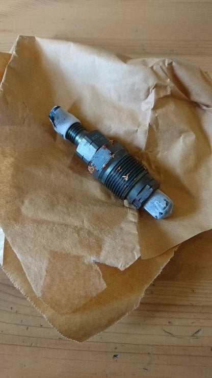 Kadett E Einspritzdüse neu original GM