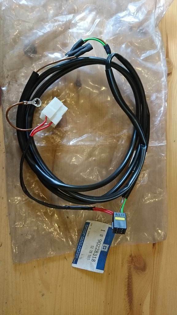 Original GM Vectra A Kabelsatz Lautsprecher Elektrische Antenne Neu