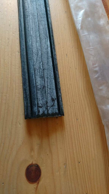 Kadett E Fensterführung Fenstergummi neu original GM