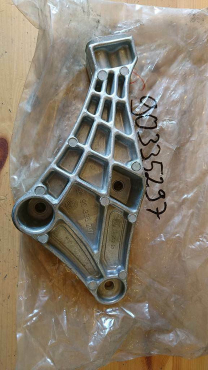 Vectra A Motorhalter vorne rechts neu original GM