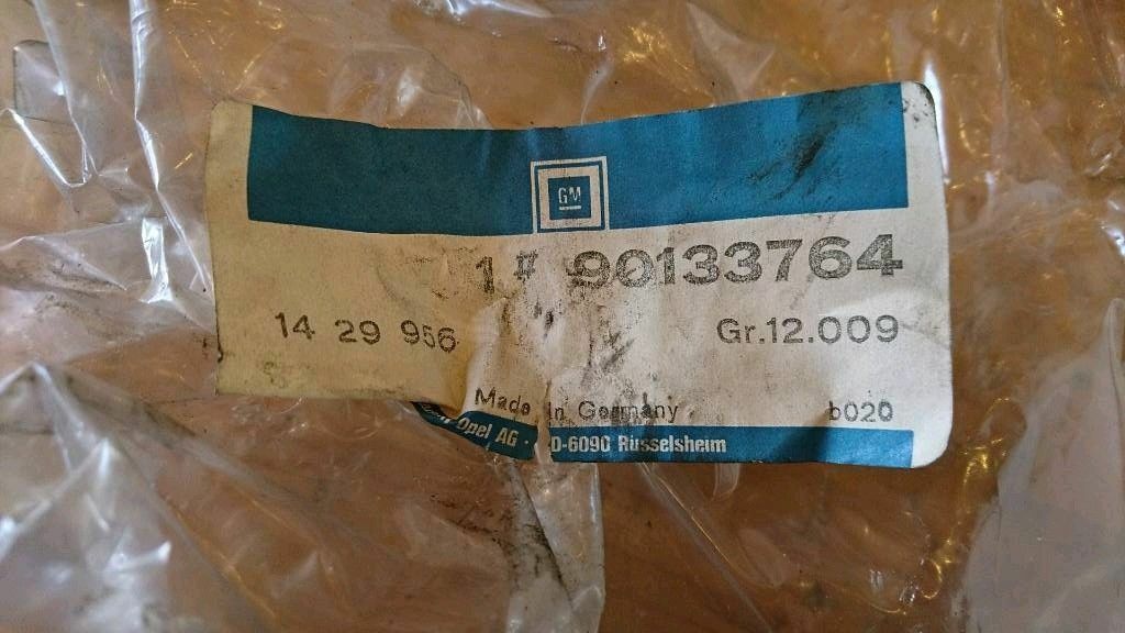 Ascona C Aschenbecher neu original GM Opel