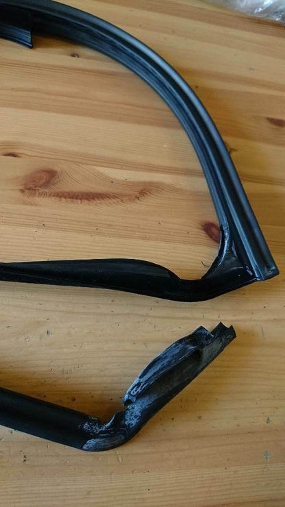Opel Omega B Gummidichtung Fenster hinten rechts neu original GM
