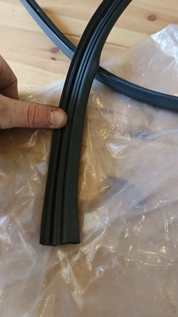 Meriva A Dichtung Radkasten hinten rechts neu original GM