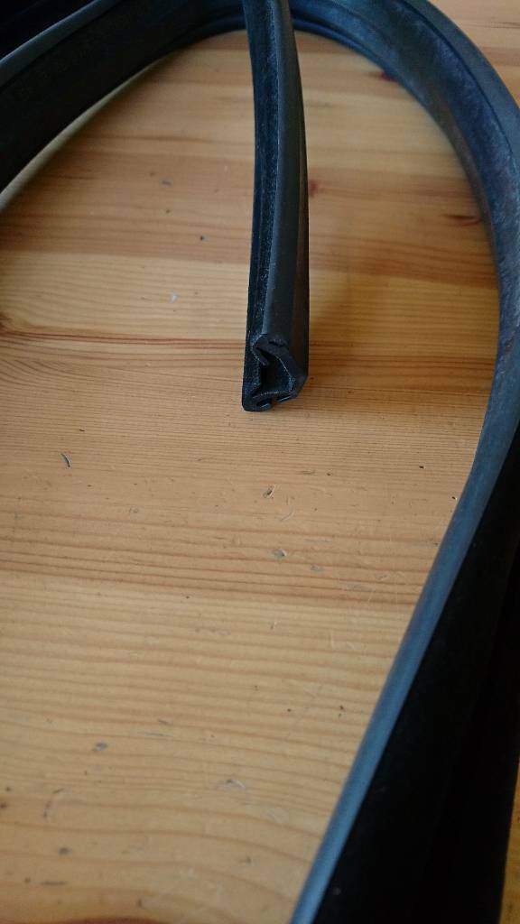 Corsa b fensterdichtung hinten rechts neu gm 90388810