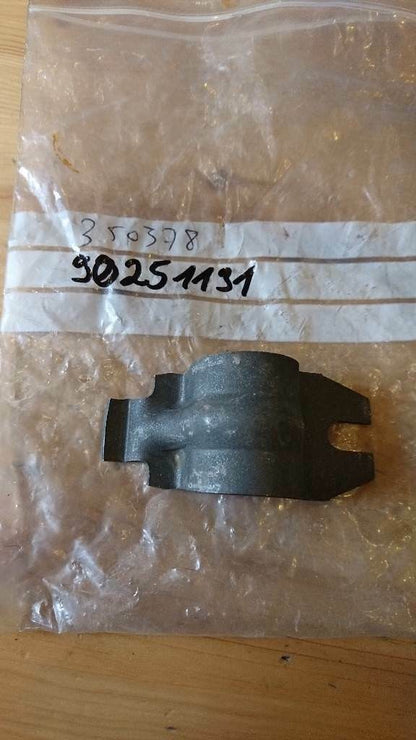 Astra f vectra a Stabilisator Halter schelle vorne gm 90251131