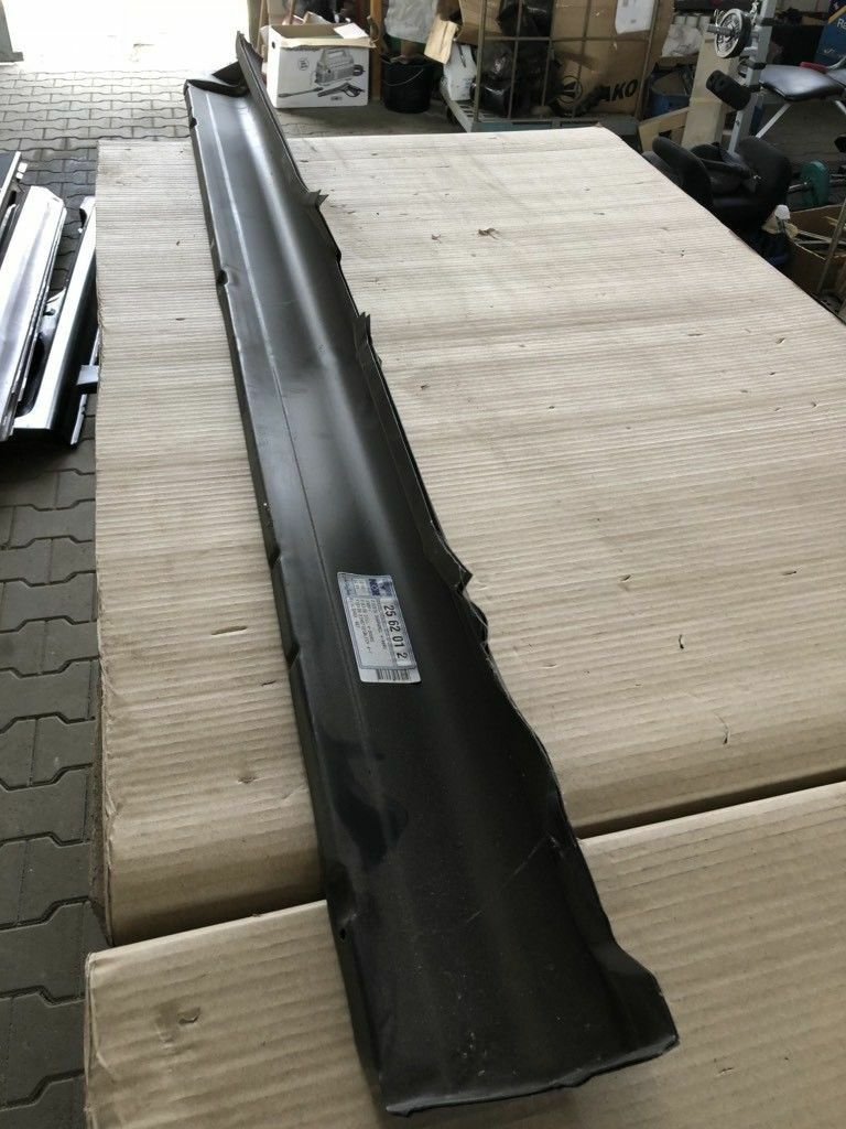Original NOR Ford Fiesta Einstiegblech Rechts 2562012