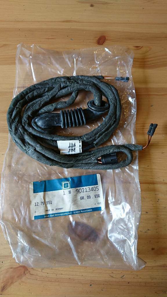 Opel Omega A Kabelsatz Lautsprecher hinten neu original GM