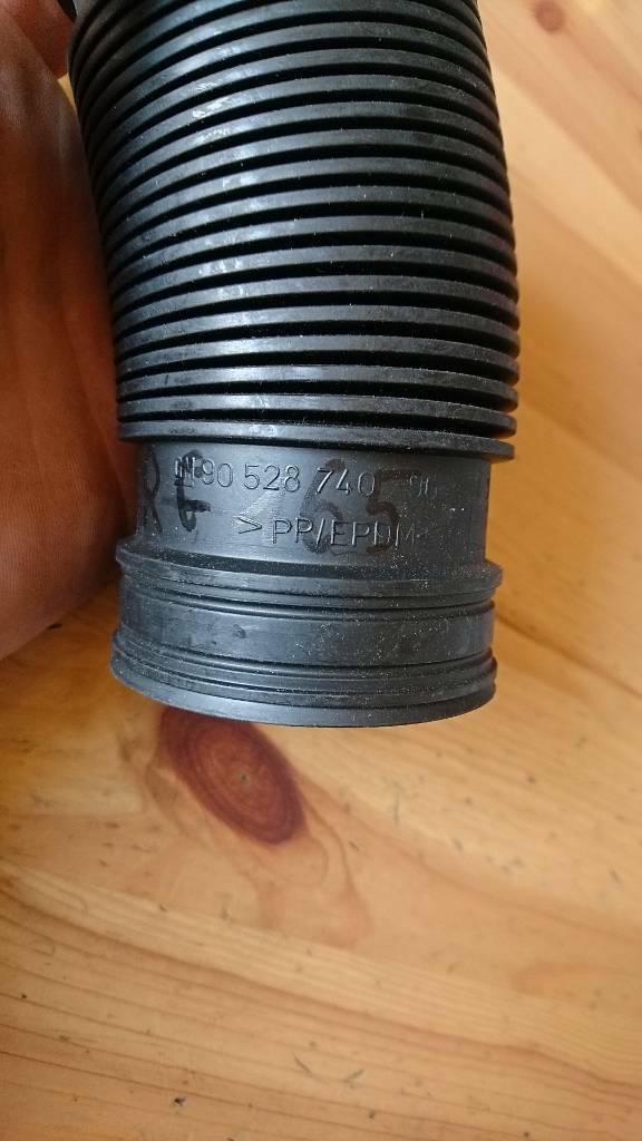 Vectra B X16szr Luftfilterkasten Winkelstück neu GM