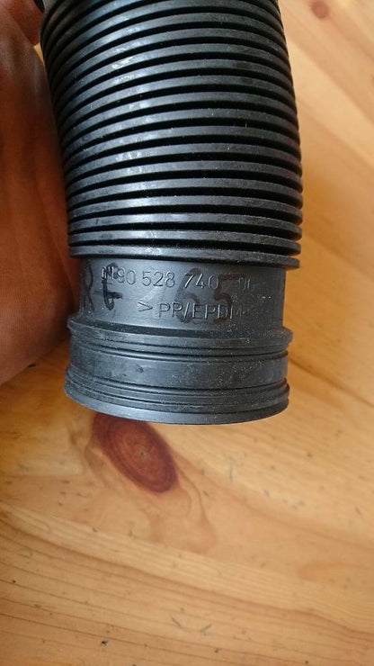 Vectra B X16szr Luftfilterkasten Winkelstück neu GM