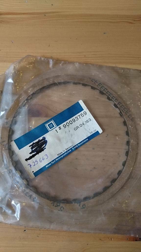 Original GM Opel Ascona Vectra Zahnkrans Kupplungsscheibe Neu