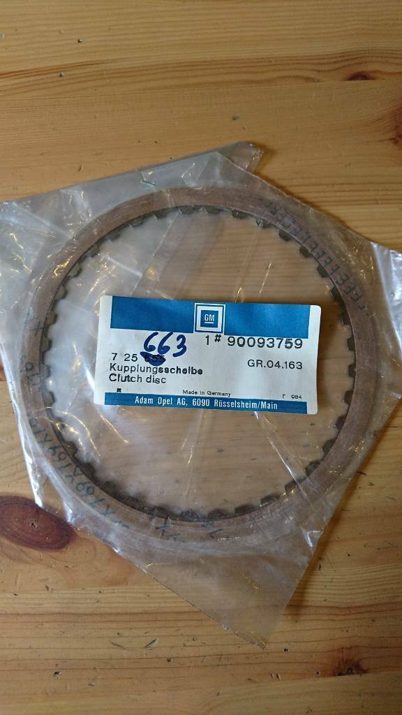 Original GM Opel Ascona Vectra Zahnkrans Kupplungsscheibe Neu