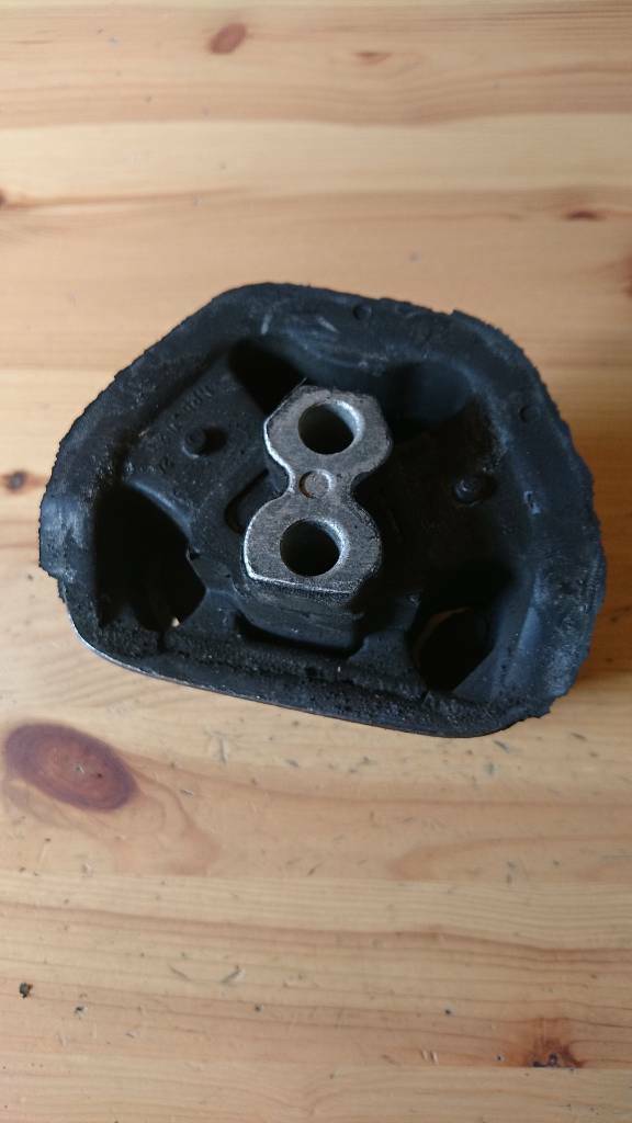 Kadett e dämpfungsbuchse motorlager neu original gm 90199331