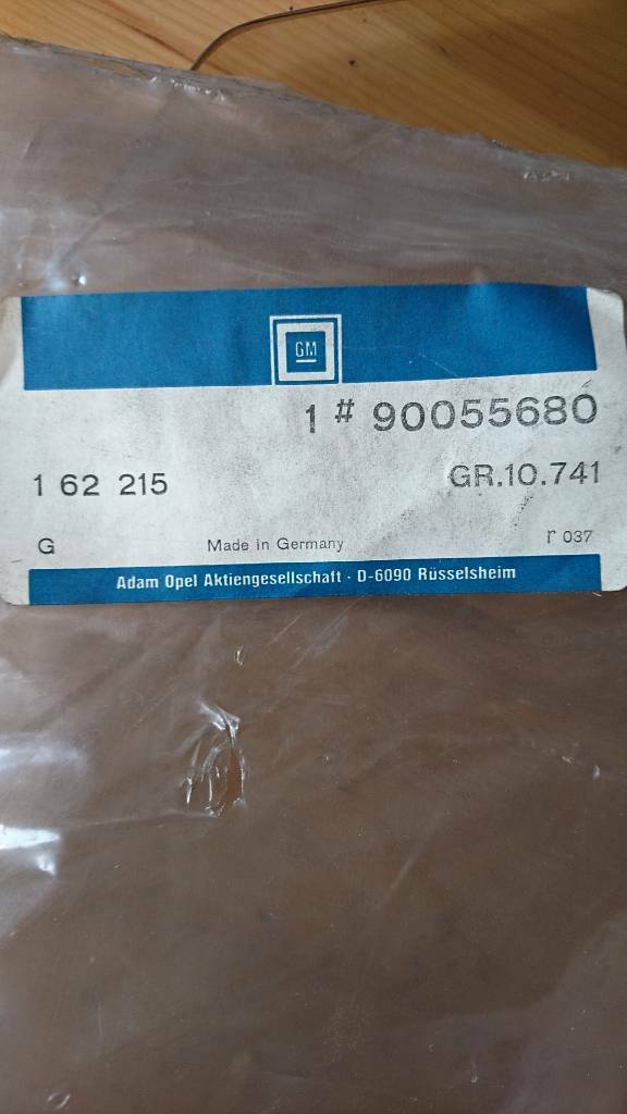 Original GM Opel Rekord E Seitenscheibe hinten links Neu