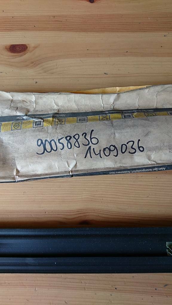 Original GM Opel Rekord E Zierleiste neu