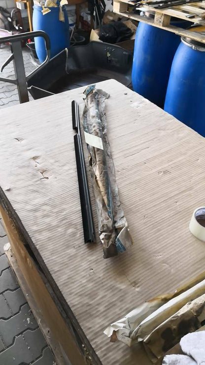 Opel Omega A Fensterschachtabdichtung Hinten Links neu original GM