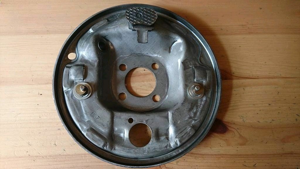 Corsa A Bremsankerplatte hinten links Neu Original GM
