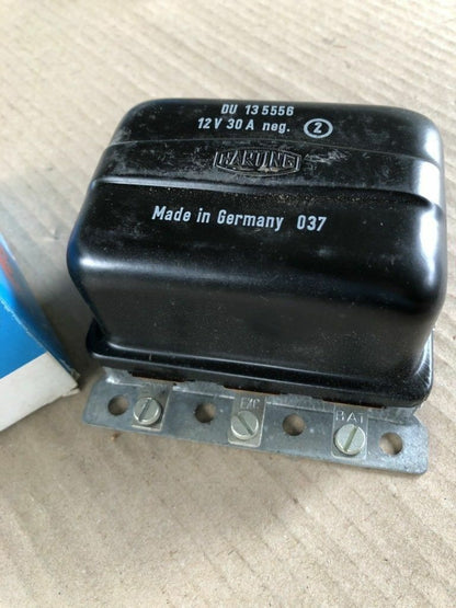 Harting Lichtmaschinen Regler 12V 30A minus geregelt NEU