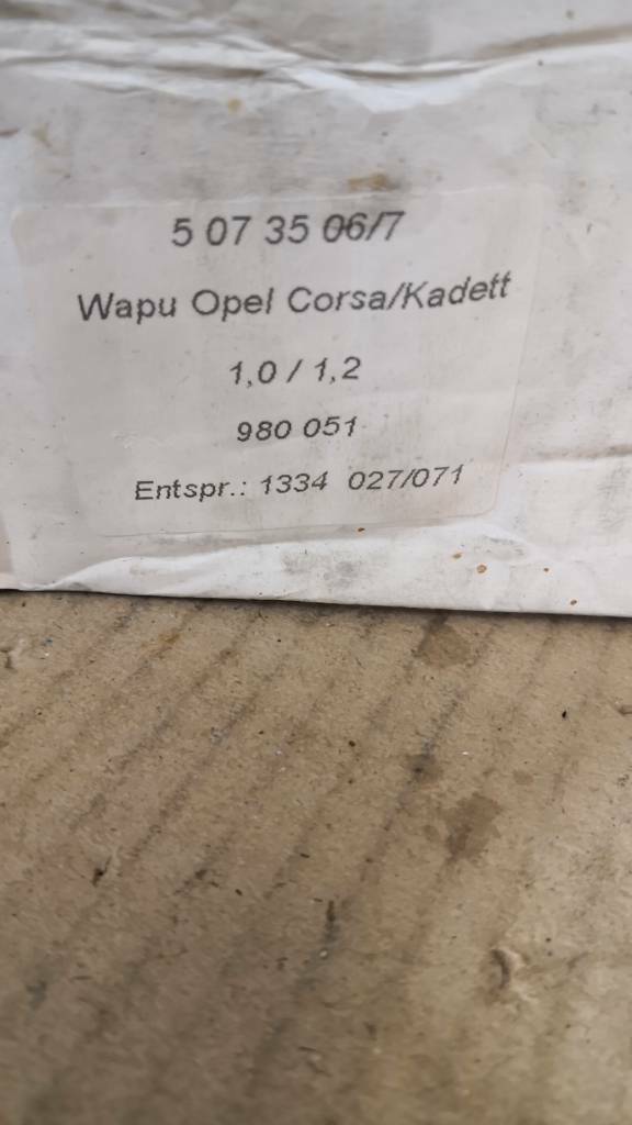 Opel Corsa A Kadett E Wasserpumpe neu original GM