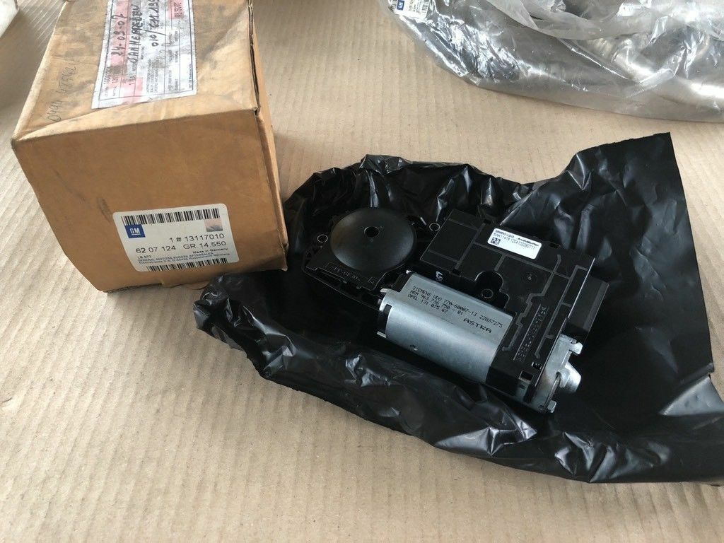 Original GM Opel Astra H Schiebedach Motor Neu