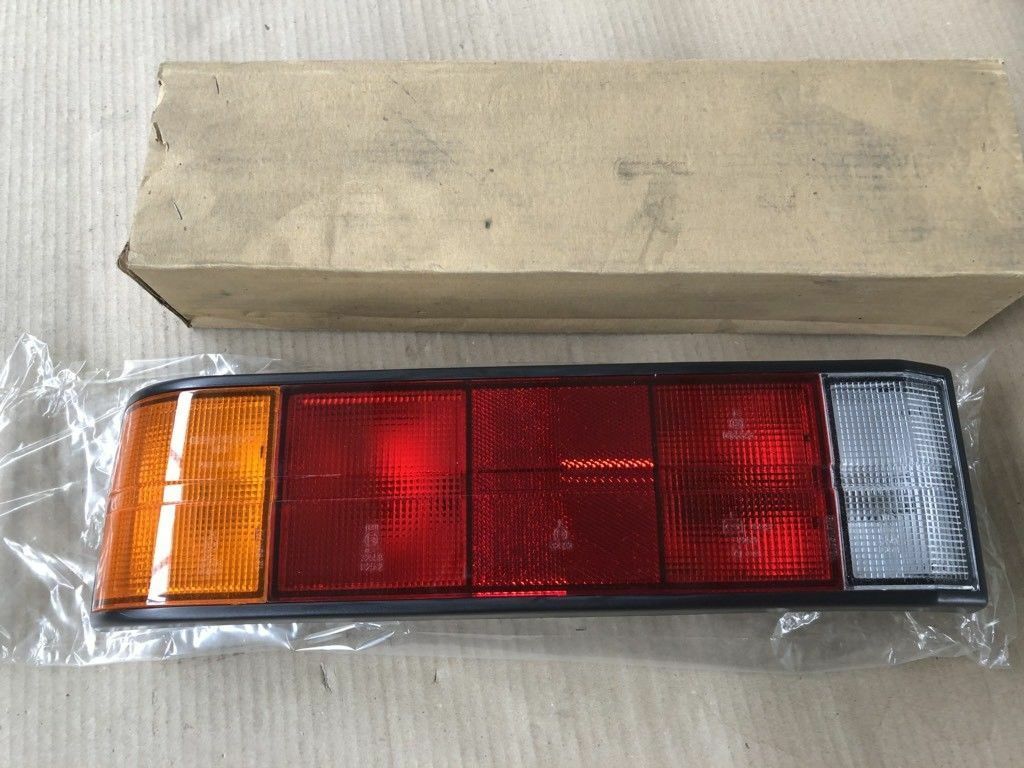 Original GM Opel Rekord E Rücklicht Links *NEU*