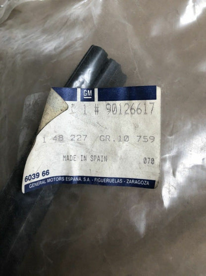 Original GM Opel Corsa A Fensterdichtung vorne Links NEU 90126617
