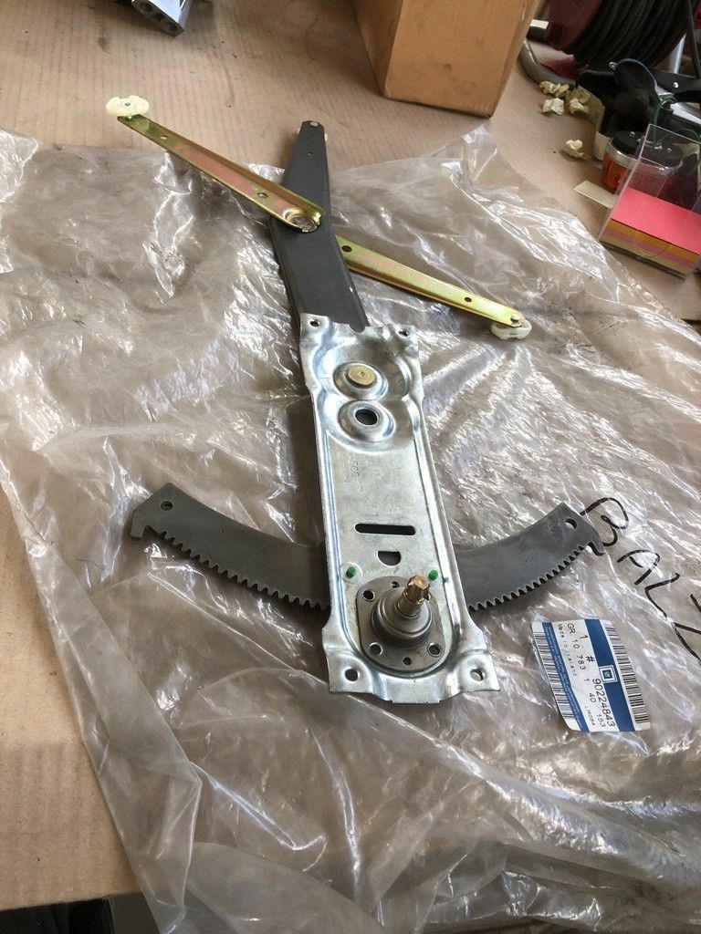 Opel Senator B Fensterheber links manuell NEU Original GM