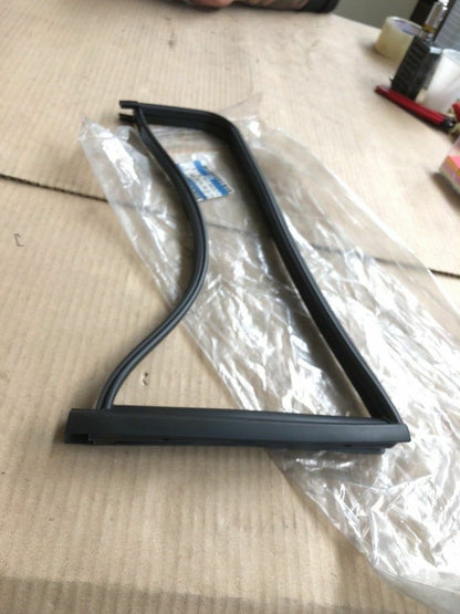 Kadett E Dichtung Hintertür Fenster links neu original GM