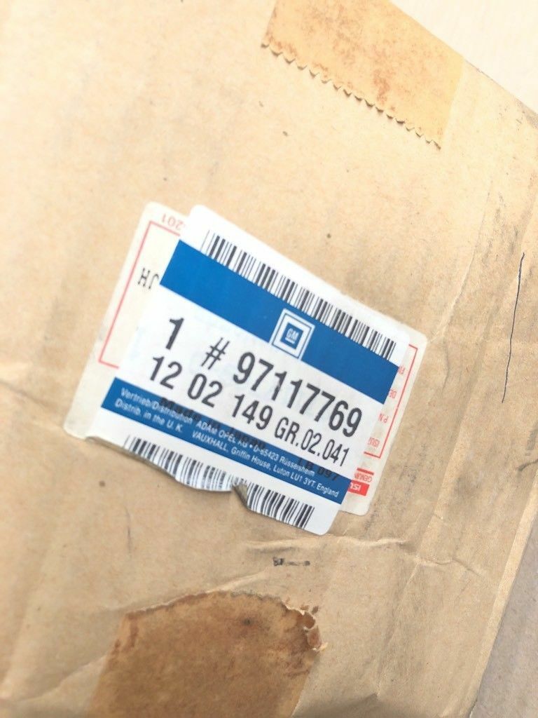Astra F Anlasser 97117769 1202149 NEU