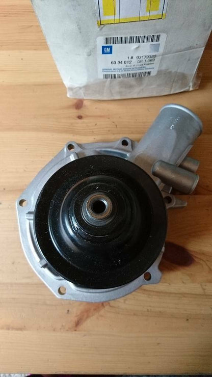 Omega A 2,3 TD Wasserpumpe Neu Original GM