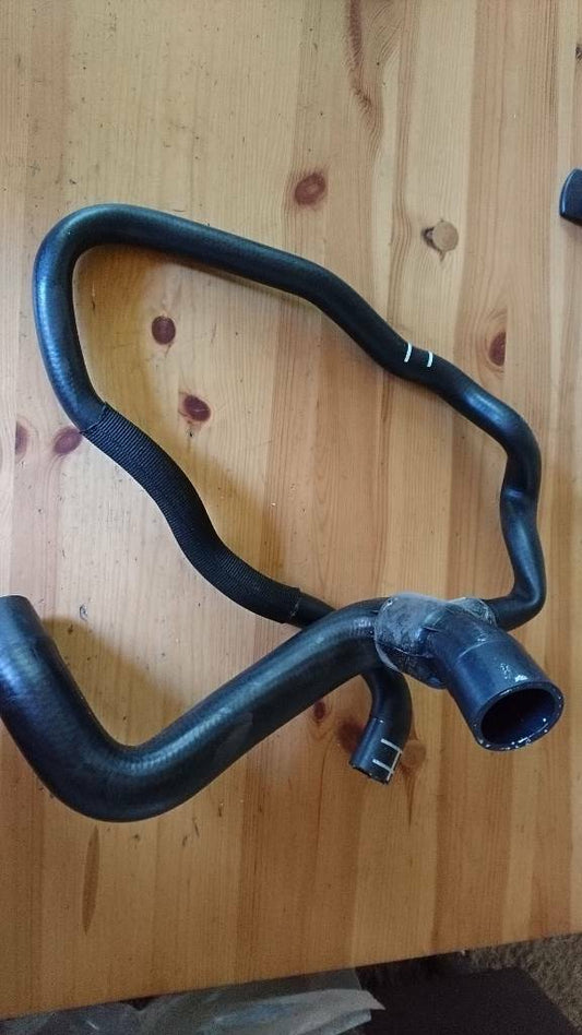 Opel Astra H Auslass Kühlerschlauch unten NEU original GM