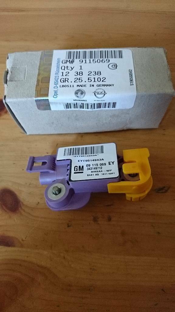 Corsa C Sensor Seitenairbag Fahrerseite neu original GM