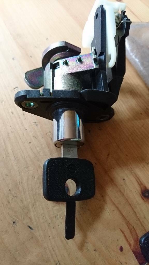 Astra F Schließzylinder Heckklape Neu Original GM
