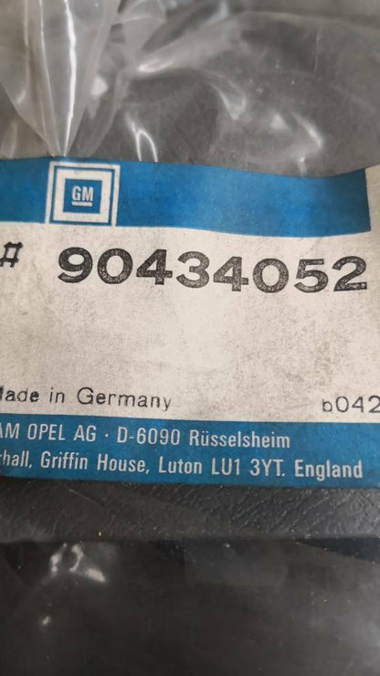 Original GM Opel Sicherungskasten Abdeckung Astra F *NEU* 1247296