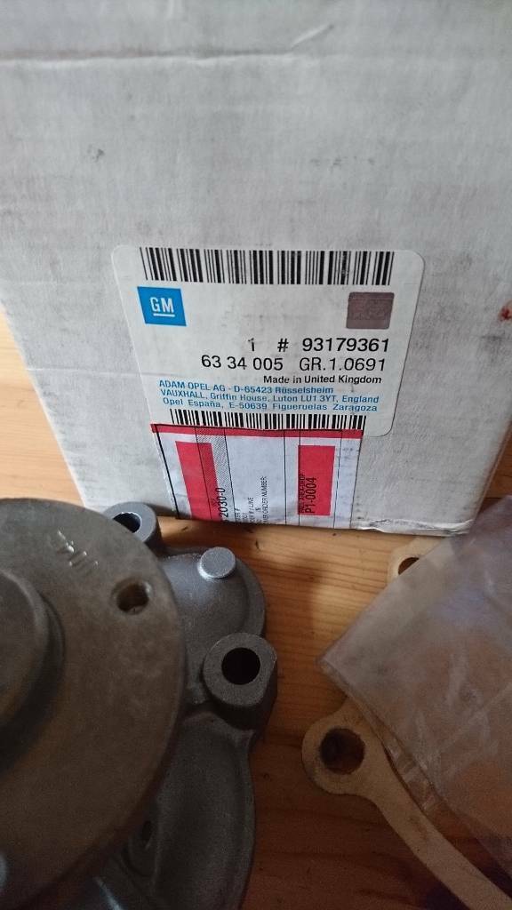 Astra c Corsa c d Meriva a Wasserpumpe neu original gm