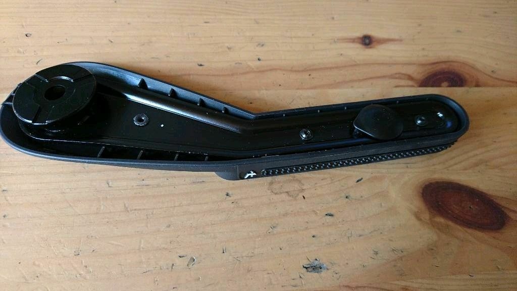 Vectra C Signum Griff Hebel Sitzverstellung vorne rechts neu GM